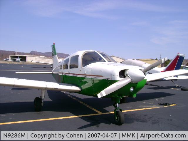 N9286M, 1985 Piper PA-28-161 C/N 28-8616044, got a nose shot of N9286M