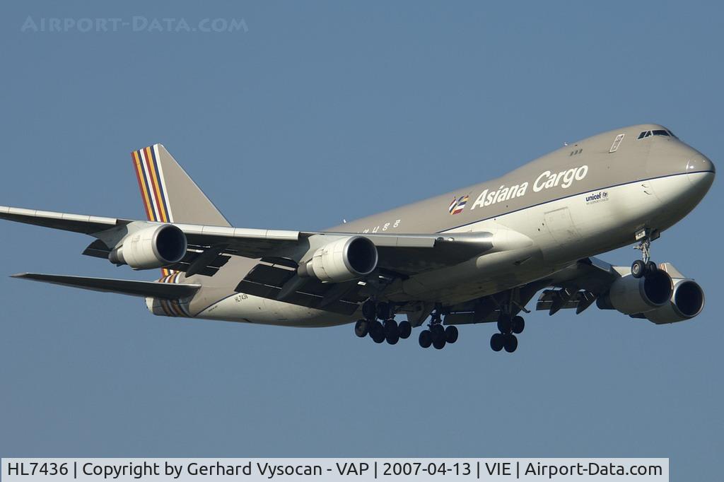 HL7436, 2002 Boeing 747-48EF (SCD) C/N 29170, Cargo-Traffic at VIE