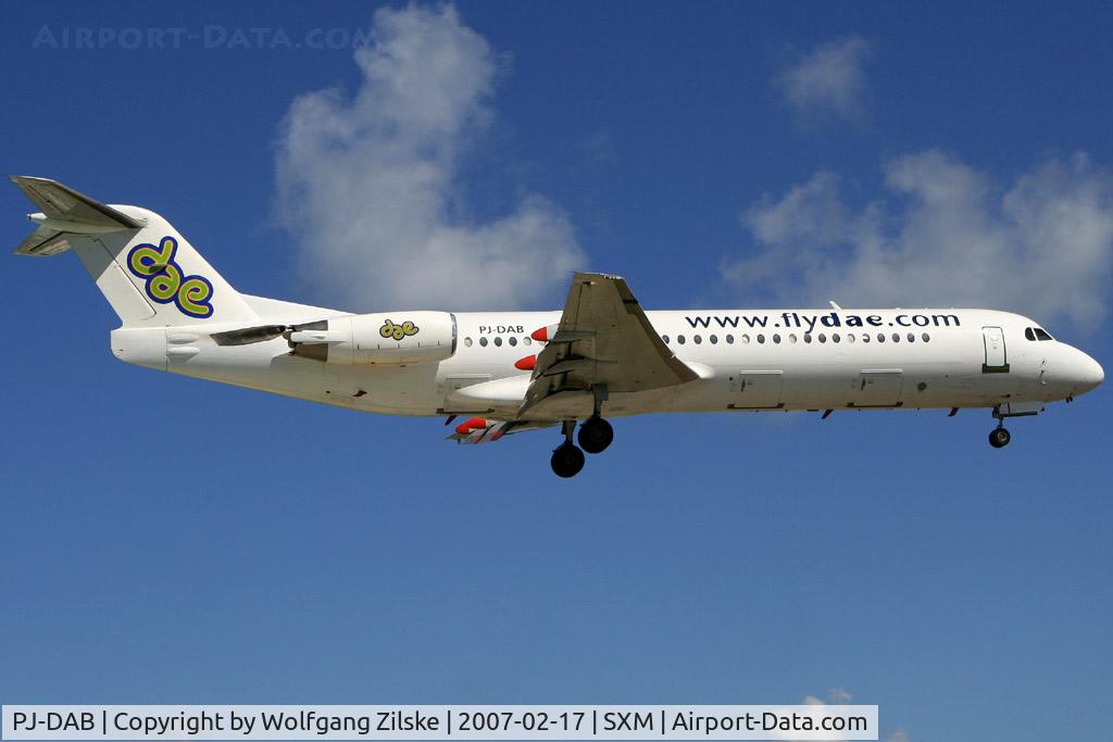 PJ-DAB, 1991 Fokker 100 (F-28-0100) C/N 11331, visitor