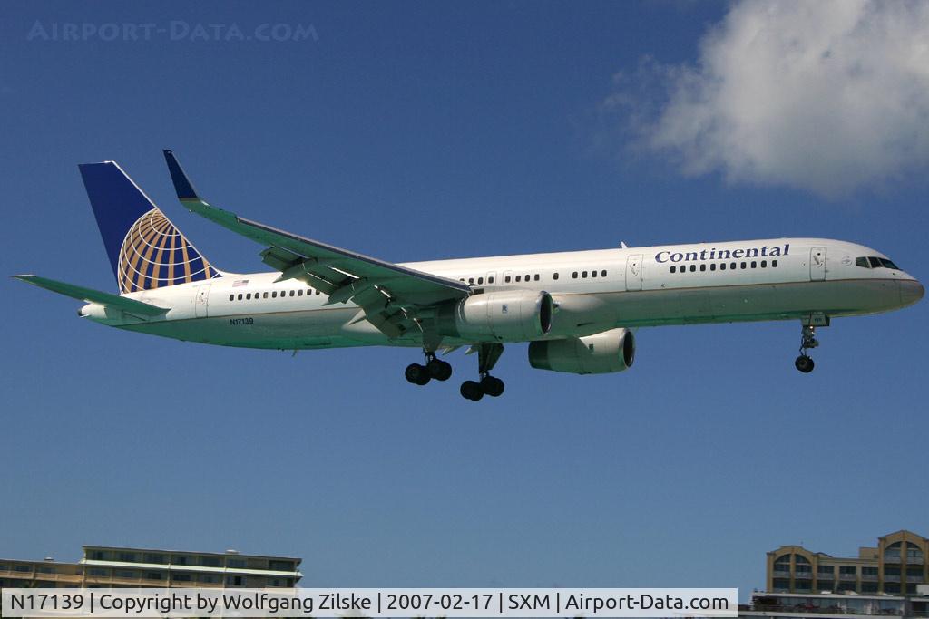 N17139, 2000 Boeing 757-224 C/N 30352, visitor