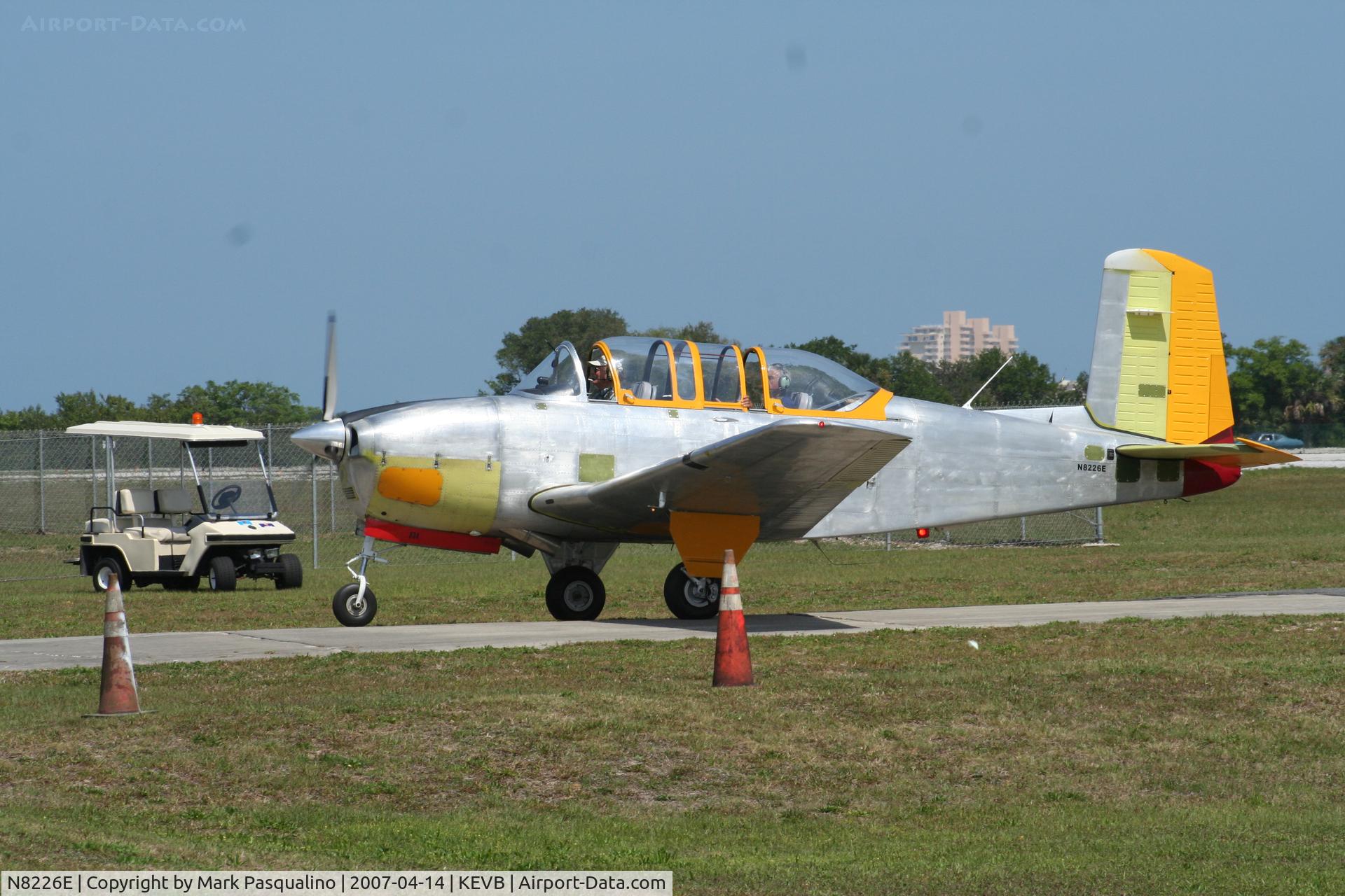 N8226E, 1957 Beech D-45 Mentor C/N BG-379, Beech T-34B