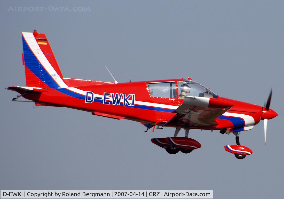 D-EWKI, Zlin Z-143L C/N 25, Zlin 143