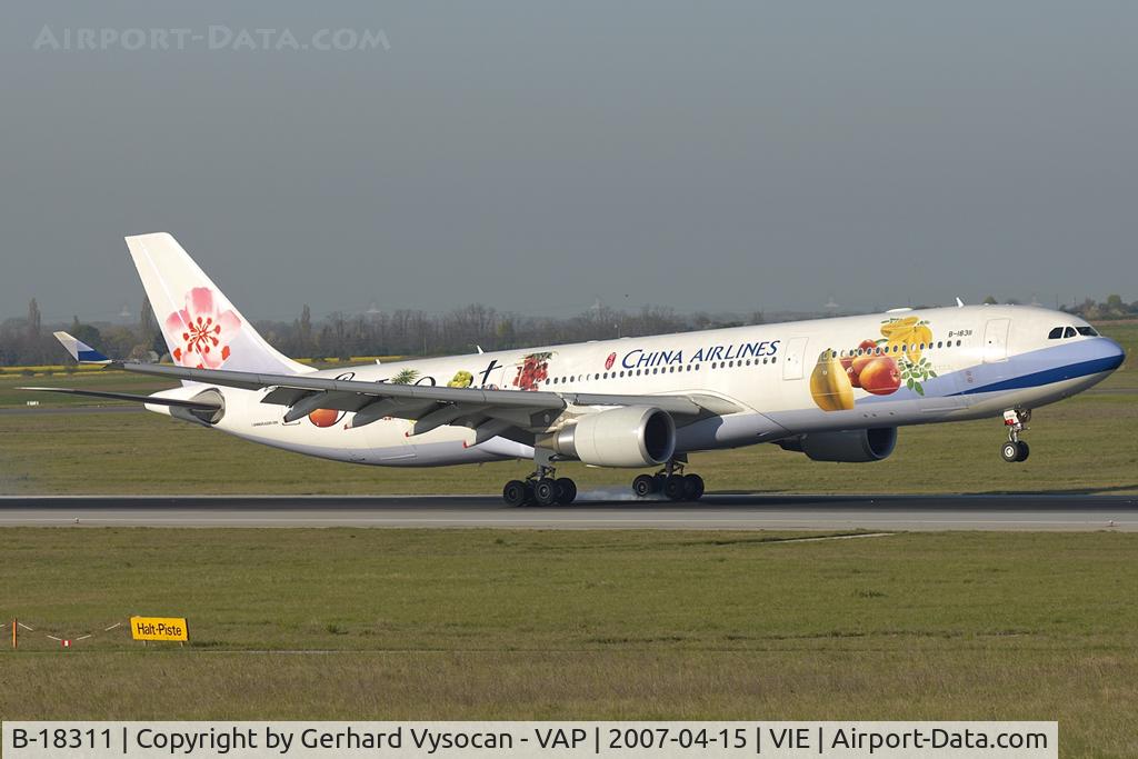 B-18311, 2006 Airbus A330-202 C/N 752, Fruit-Cocktail arriving from Taipei