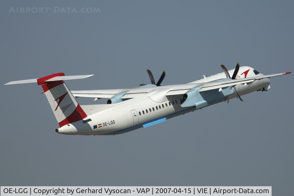 OE-LGG, 2002 De Havilland Canada DHC-8-402Q Dash 8 C/N 4074, fast takeoff