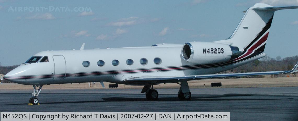 N452QS, 1998 Gulfstream Aerospace G-IV C/N 1352, 1998 Gulfstream G-IV in Danville Va.