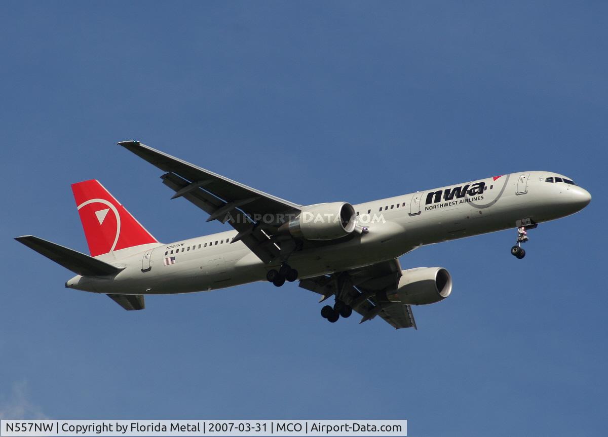 N557NW, 2002 Boeing 757-251 C/N 33393, Northwest