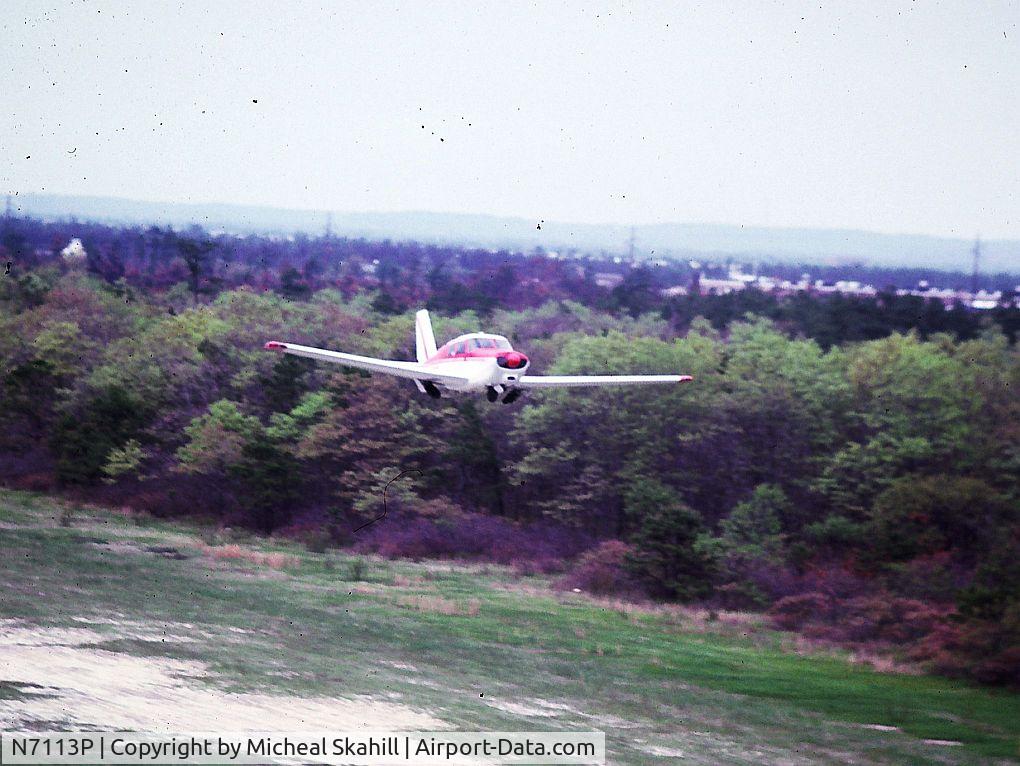 N7113P, 1960 Piper PA-24 Comanche C/N 24-1879, Gear up @ Edwards Airport, Long Island NY (Airport no longer in use)