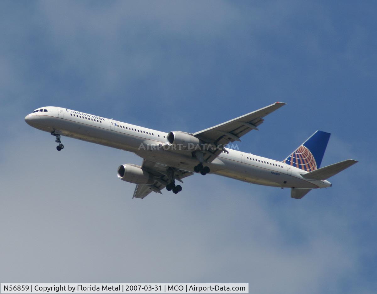 N56859, 2004 Boeing 757-324 C/N 32818, Continental