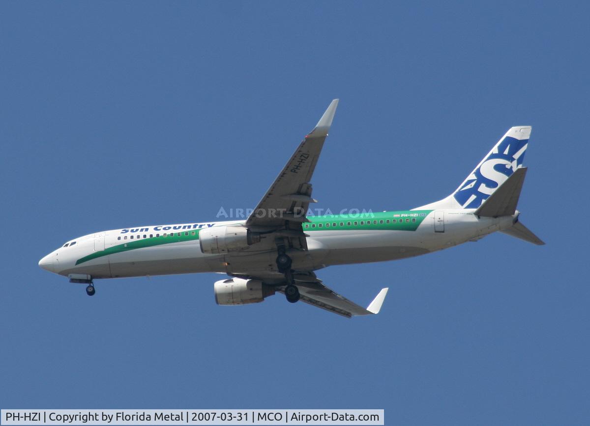 PH-HZI, 2000 Boeing 737-8K2 C/N 28380, Sun Country