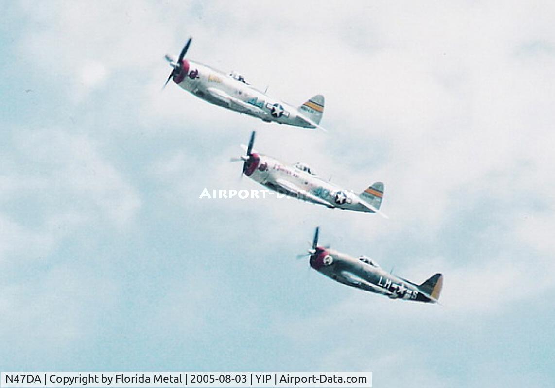 N47DA, 1944 Republic P-47D Thunderbolt C/N 399-55616, Hairless Joe with 2 other P-47s