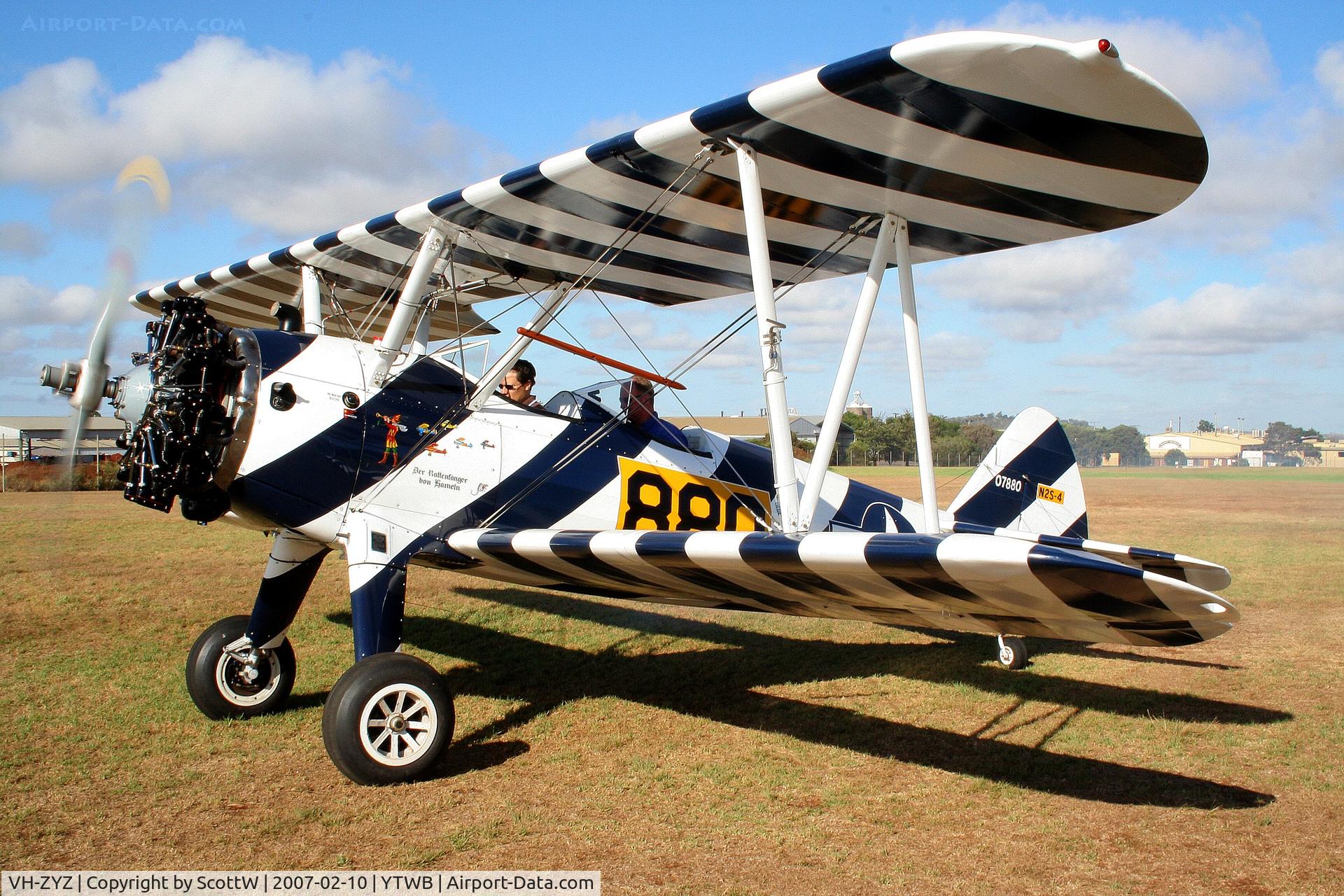 VH-ZYZ, 1941 Boeing A75N1 C/N 75-1439, off on a local flight around Toowoomba QLD