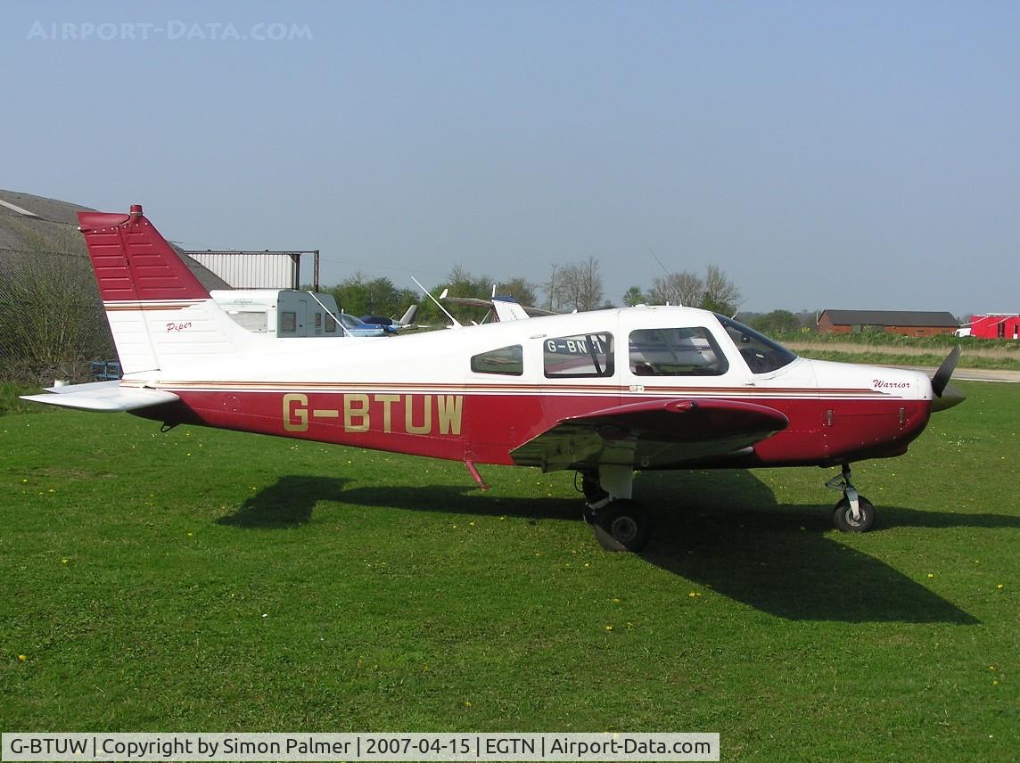G-BTUW, 1974 Piper PA-28-151 Cherokee Warrior C/N 28-7415066, PA28 Warrior at Enstone