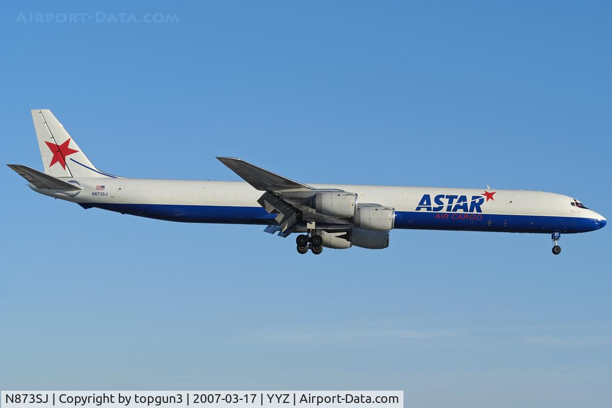N873SJ, 1970 Douglas DC-8-73F C/N 46091, Short final for RWY23.