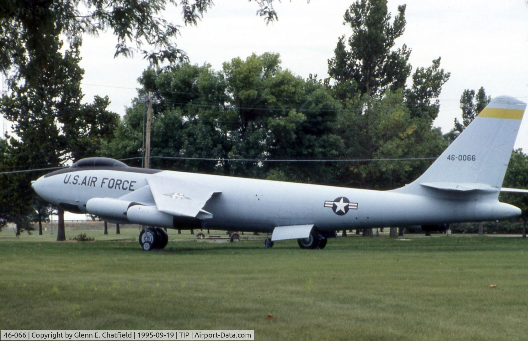 46-066, 1947 Boeing XB-47 Stratojet C/N 15973, XB-47 at the Octave Chanute Aerospace Museum