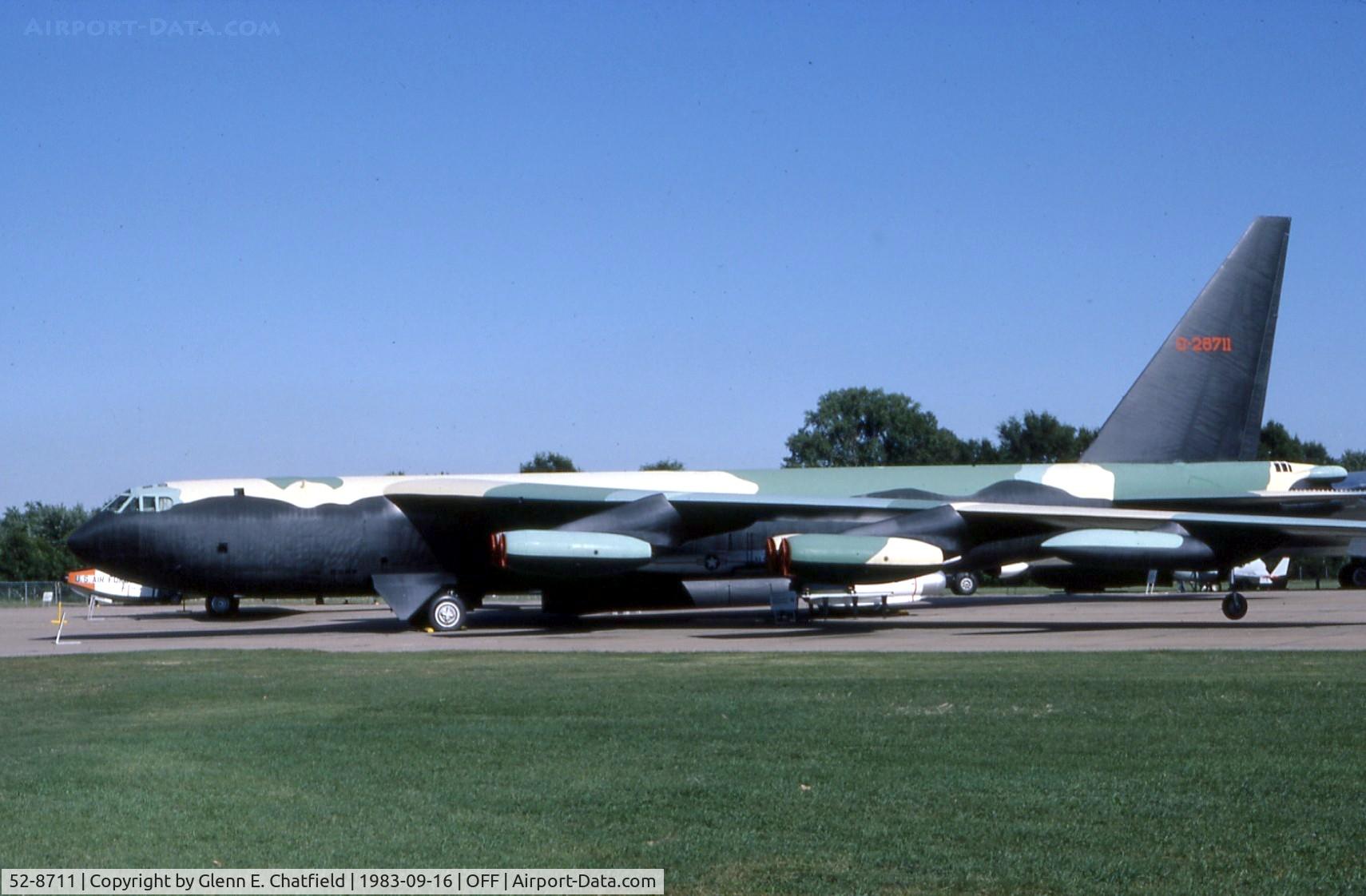 52-8711, 1952 Boeing RB-52B-15-BO Stratofortress C/N 16839, RB-52B at the old Strategic Air Command Museum