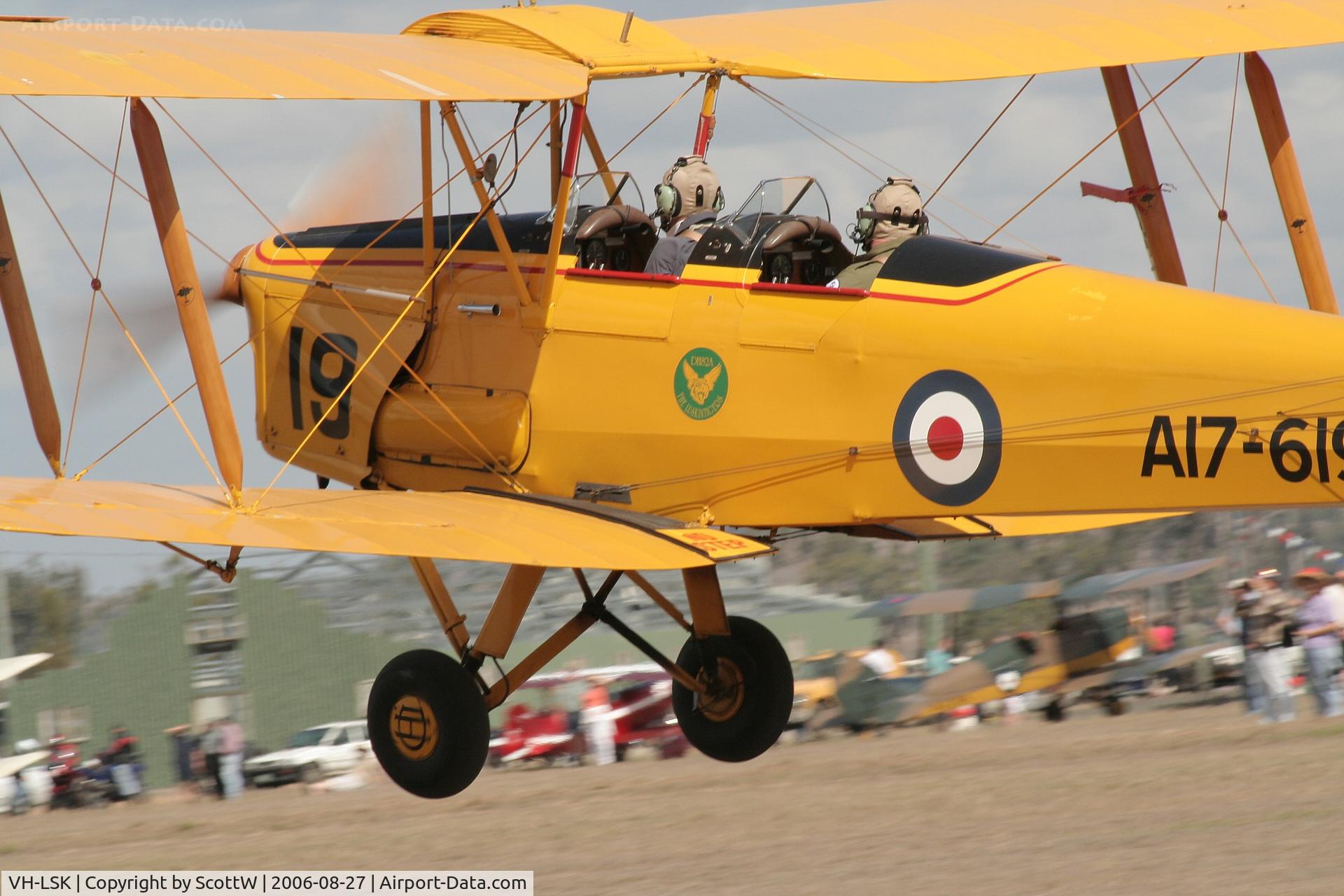 VH-LSK, 1942 De Havilland Australia DH-82A Tiger Moth C/N DHA1054, image taken at Watts Bridge Memorial airfield