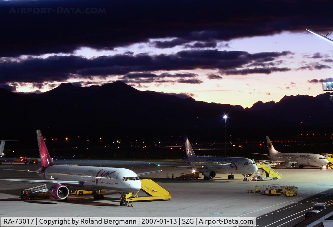 RA-73017, 1993 Boeing 757-230 C/N 26434, Boeing 757-230