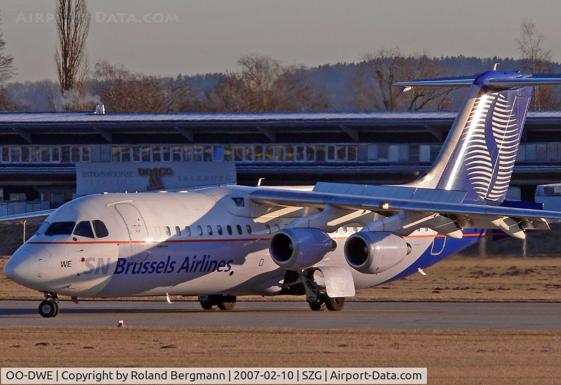 OO-DWE, 1998 British Aerospace Avro 146-RJ100 C/N E3327, BAE Systems Avro 146-RJ100