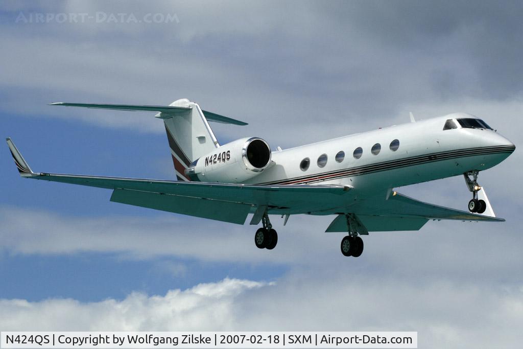 N424QS, 1997 Gulfstream Aerospace G-IV C/N 1324, visitor