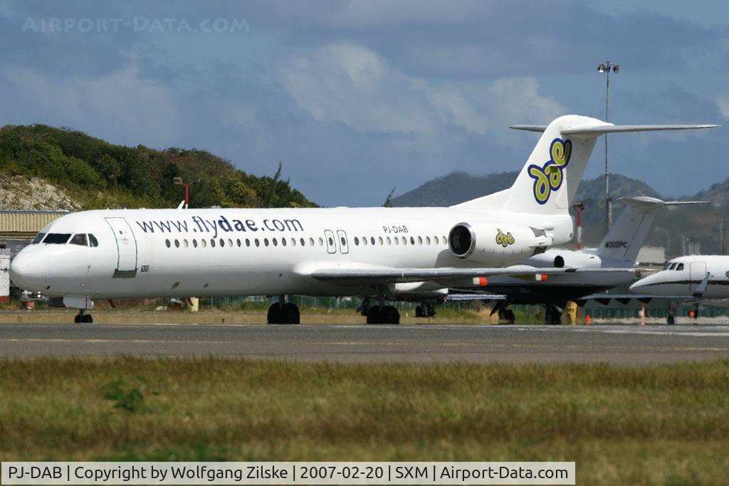 PJ-DAB, 1991 Fokker 100 (F-28-0100) C/N 11331, visitor