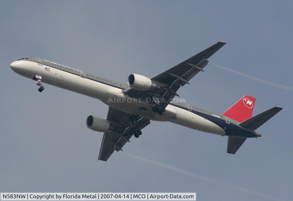 N583NW, 2002 Boeing 757-351 C/N 32983, Northwest