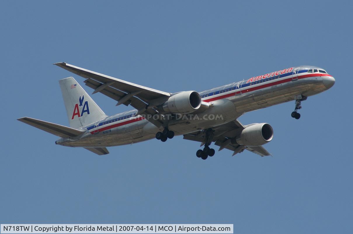N718TW, 1999 Boeing 757-231 C/N 28486, American