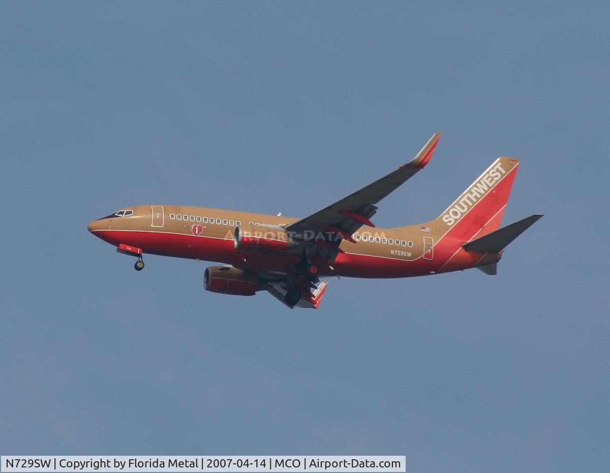 N729SW, 1999 Boeing 737-7H4 C/N 27861, Southwest