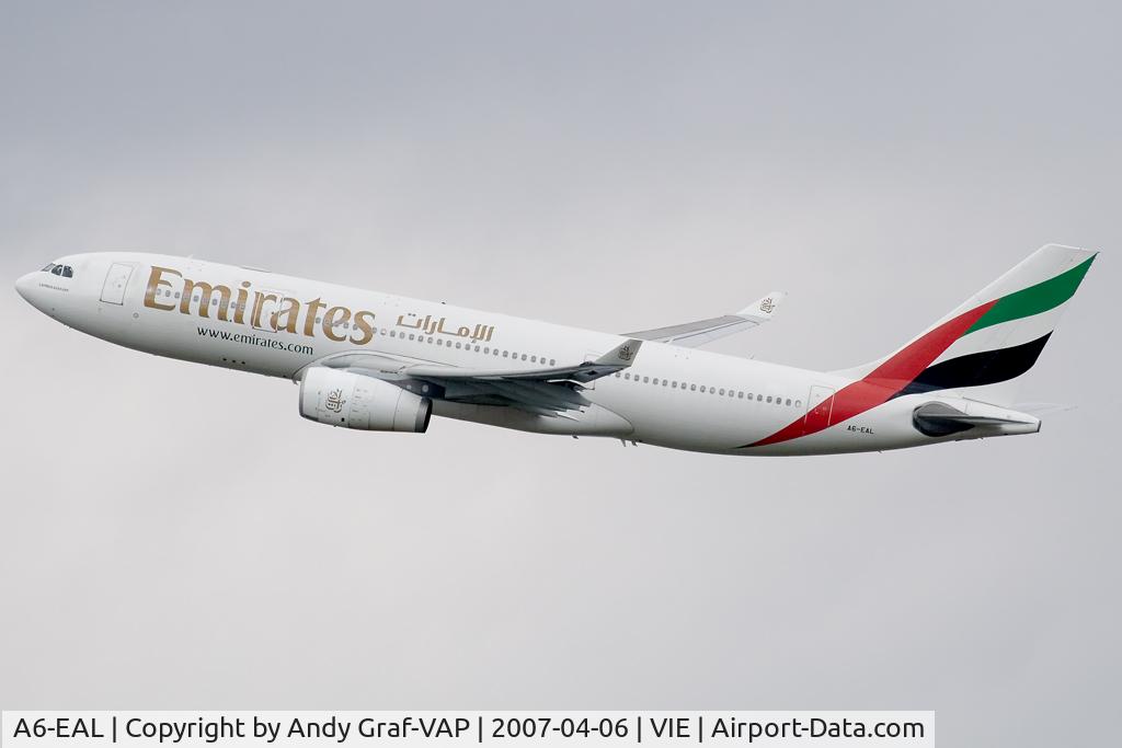 A6-EAL, 2002 Airbus A330-243 C/N 462, Emirates A330-200