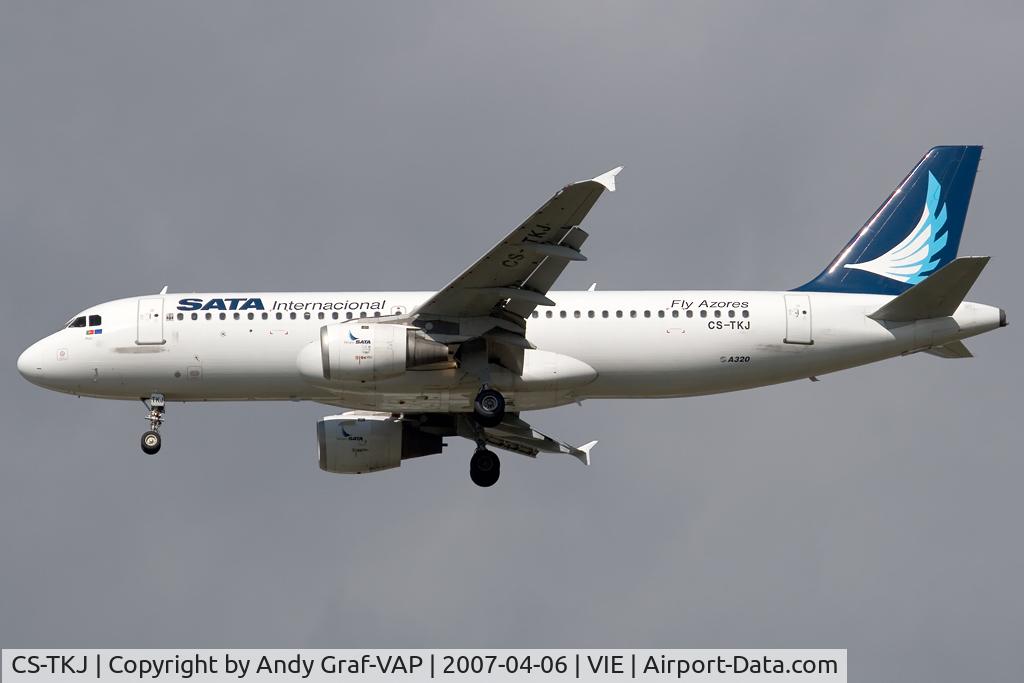 CS-TKJ, 1998 Airbus A320-212 C/N 795, SATA A320