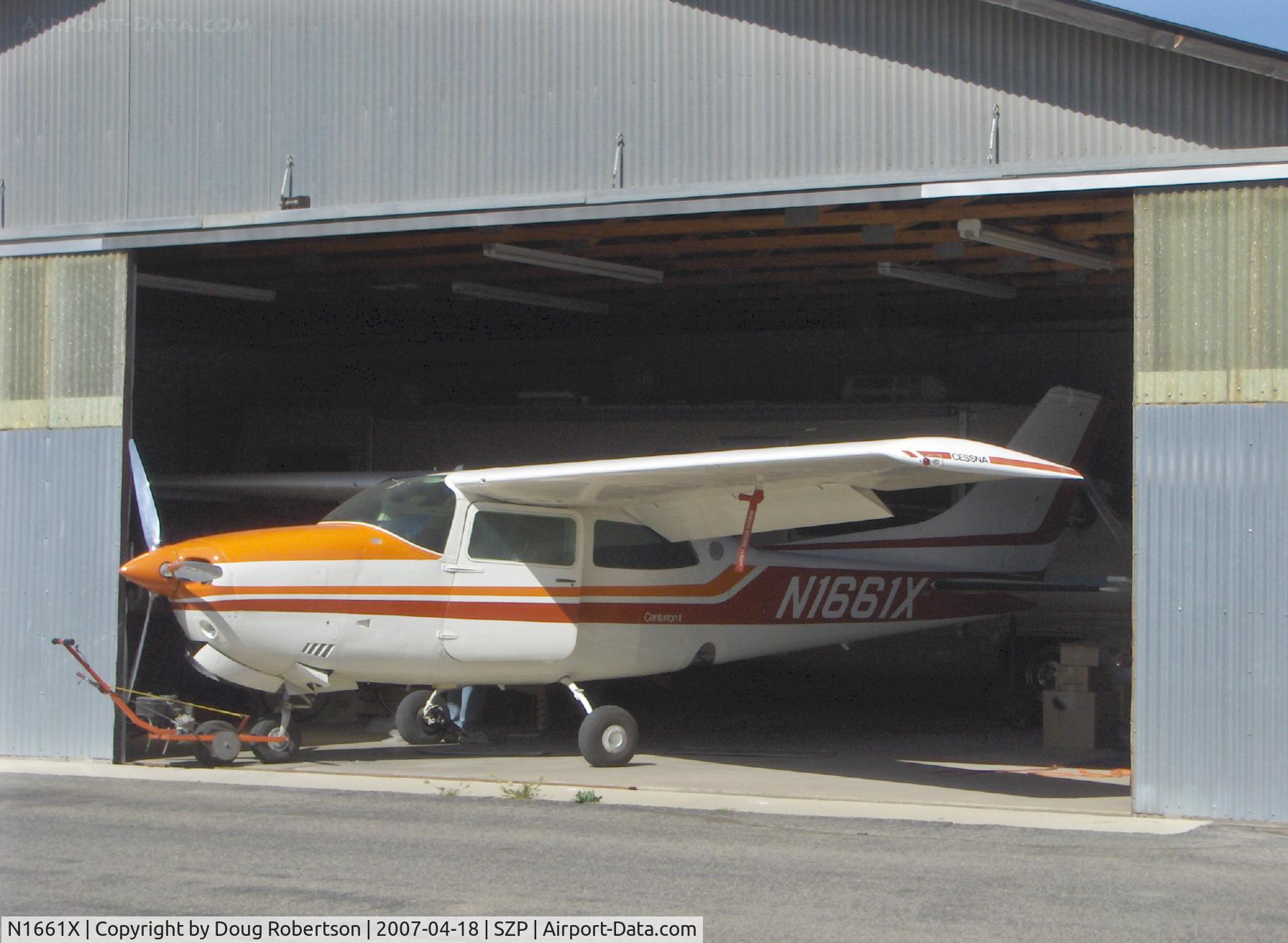 N1661X, 1975 Cessna 210L Centurion C/N 21060696, 1975 Cessna 210L CENTURION, Continental IO-520-L 300/285 Hp