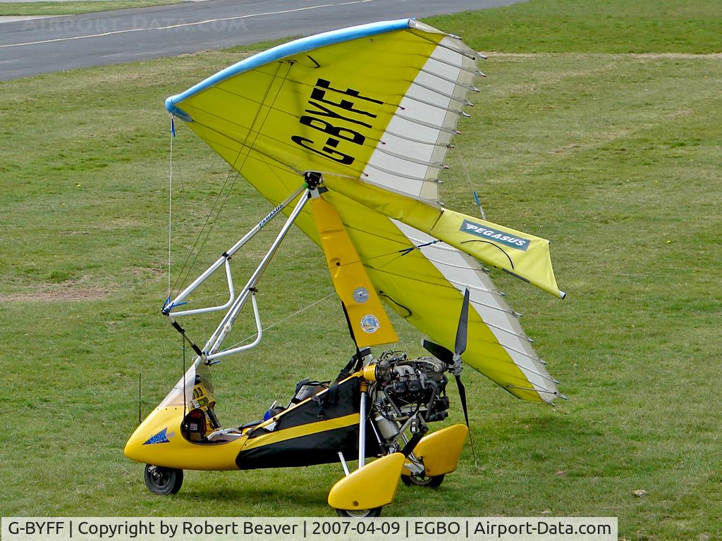 G-BYFF, 1999 Pegasus Quantum 15-912 C/N 7500, Pegasus Quantum 15-912