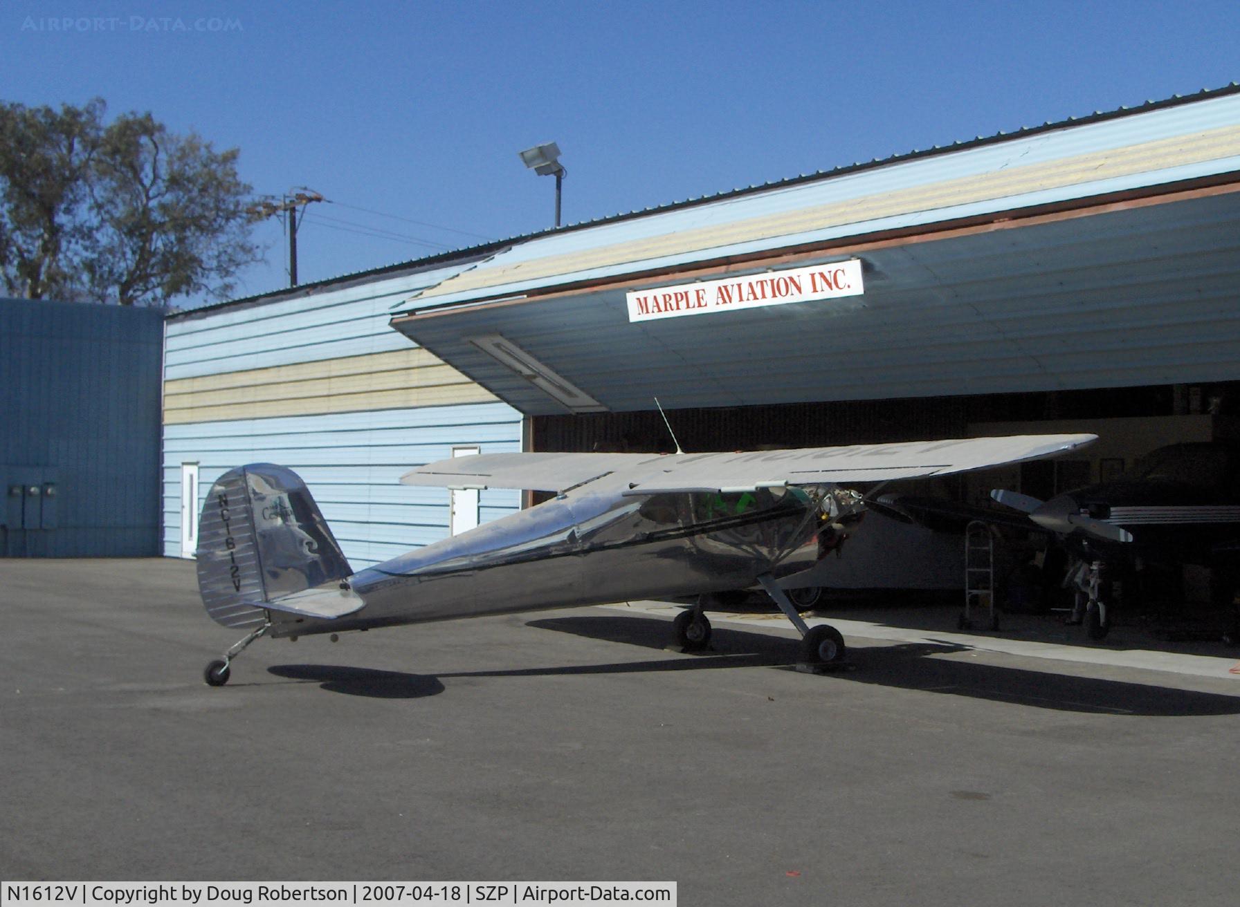 N1612V, 1947 Cessna 140 C/N 13784, 1947 Cessna 140, Continental C85 85 Hp, maintenance, polished aluminum but dusty