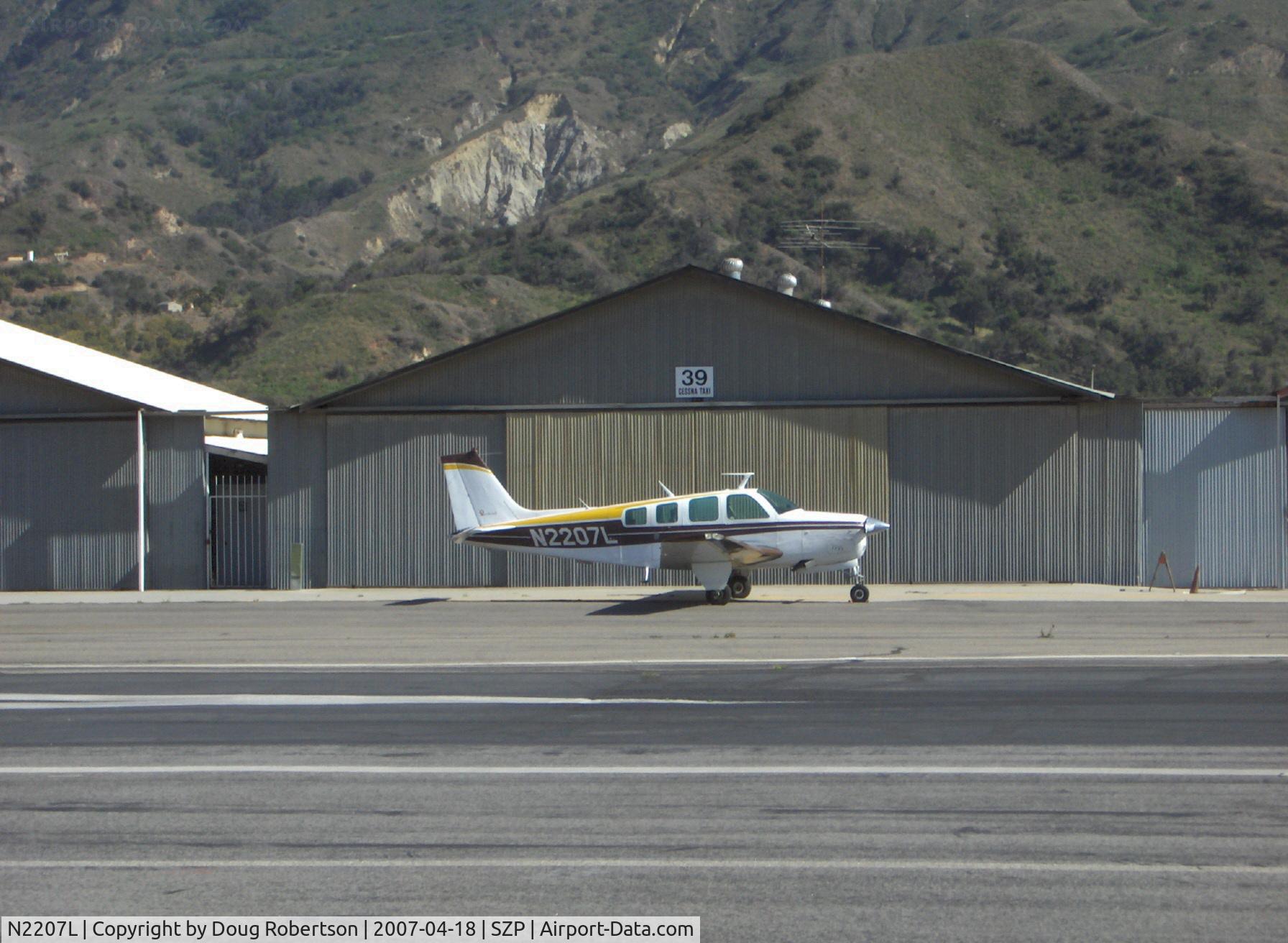 N2207L, 1976 Beech A36 Bonanza 36 C/N E-915, 1976 Beech A36 BONANZA, Continental IO-520 285 Hp