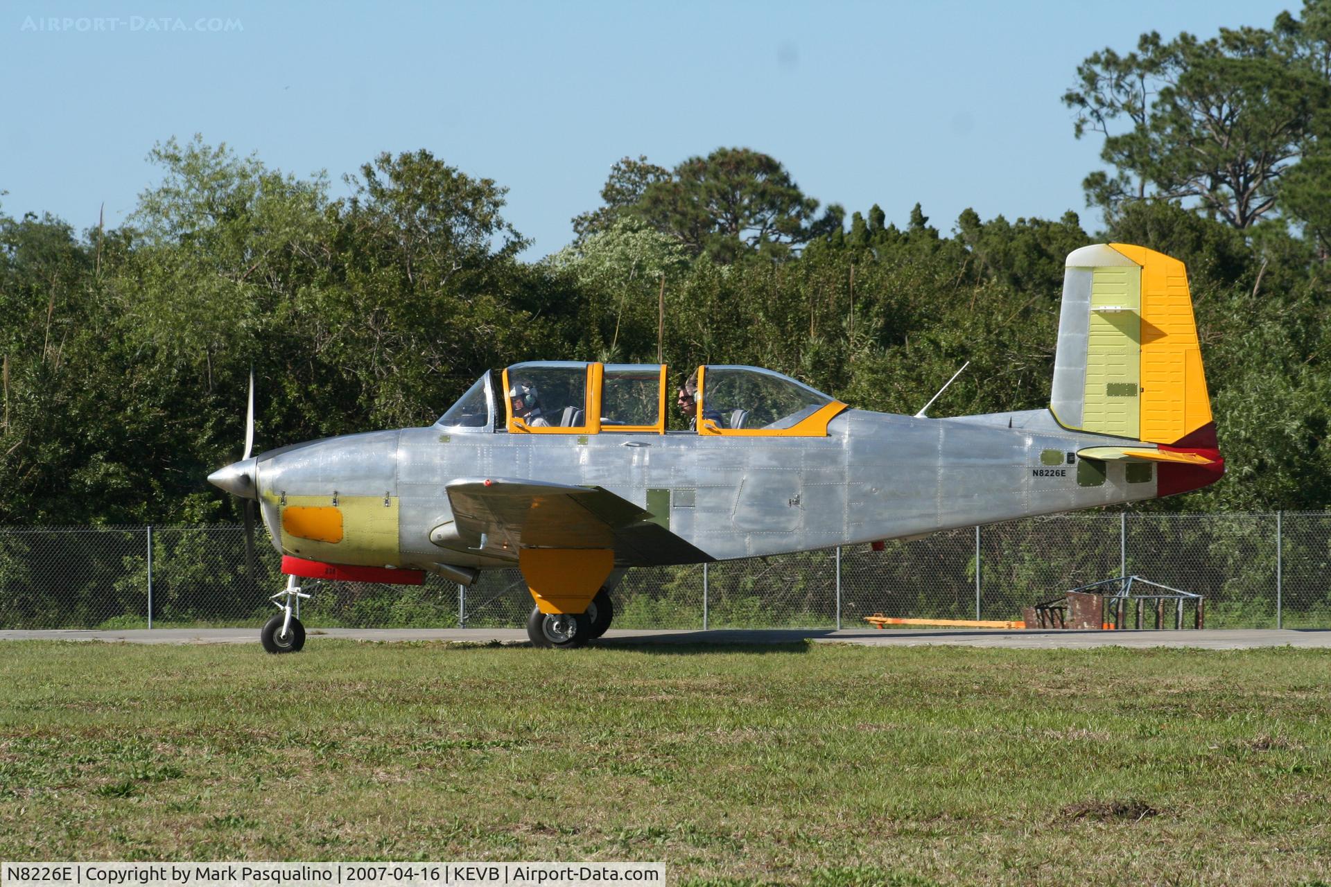 N8226E, 1957 Beech D-45 Mentor C/N BG-379, Beech T-34B