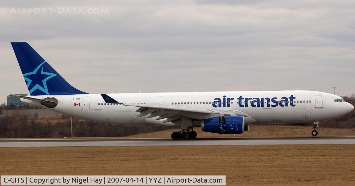 C-GITS, 1999 Airbus A330-243 C/N 0271, Landing on 33L
