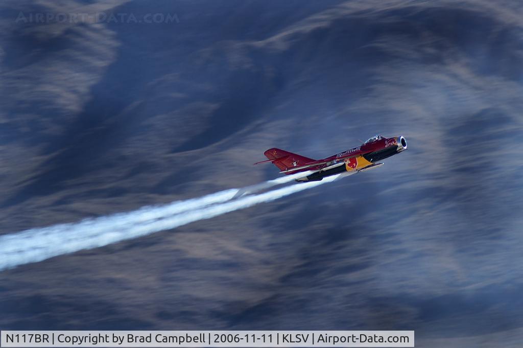 N117BR, 1959 PZL-Mielec Lim-5 (MiG-17F) C/N 1C1529, MiG Magic Inc. - Westlake Village, California / Built in 1959 in Poland. Mikoyan-Gurevich MiG-17 Fresco - LIM-5. 'Red Bull' - Aviation Nation 2006