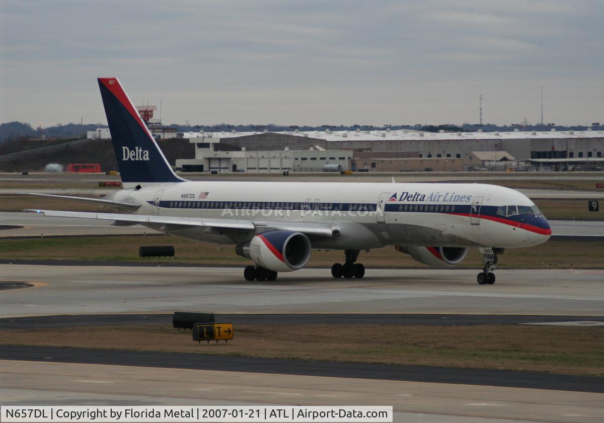 N657DL, 1990 Boeing 757-232 C/N 24419, Delta
