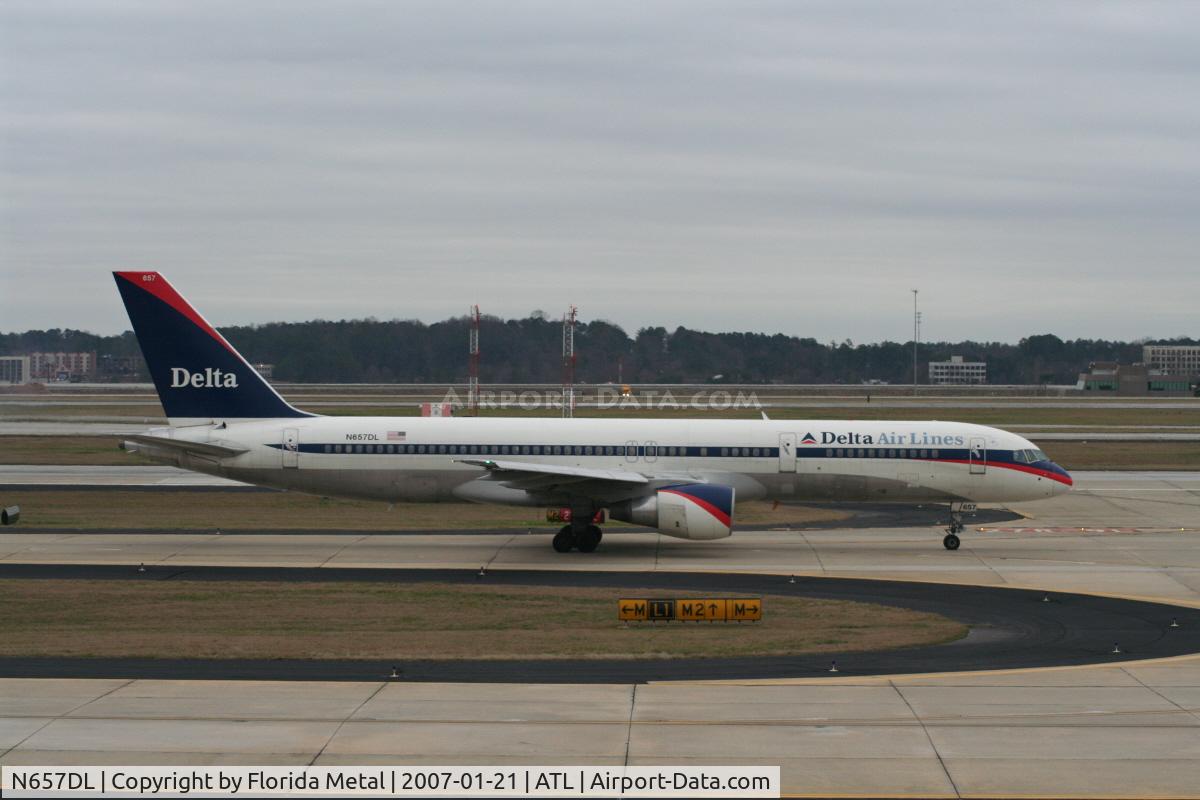 N657DL, 1990 Boeing 757-232 C/N 24419, Delta