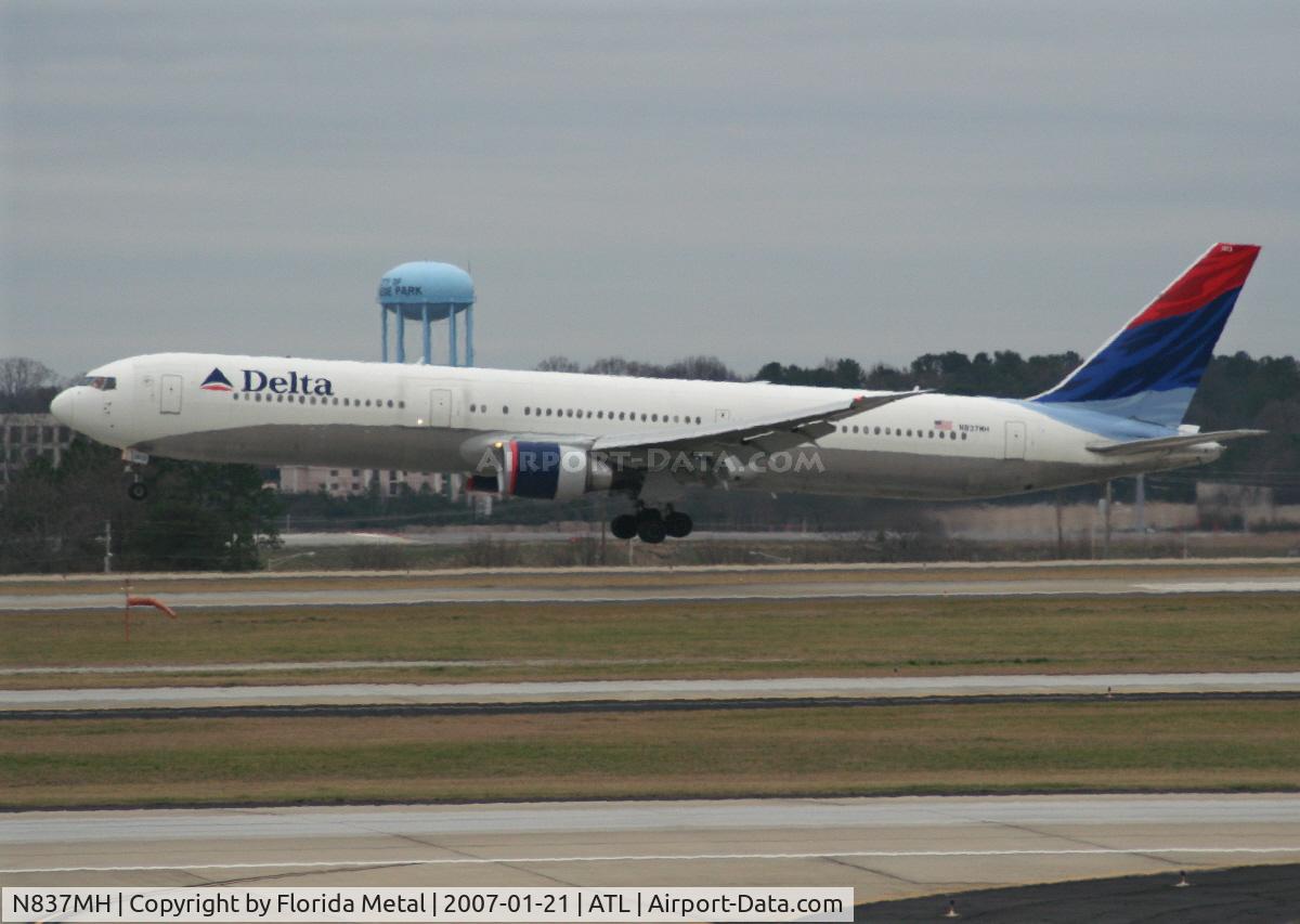N837MH, 2000 Boeing 767-432/ER C/N 29710, Delta