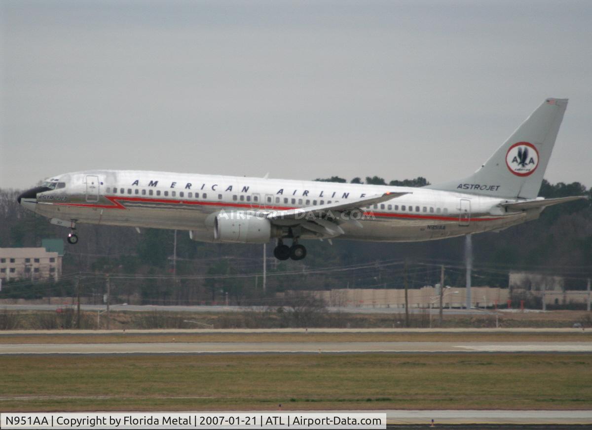 N951AA, 2000 Boeing 737-823 C/N 29538, American