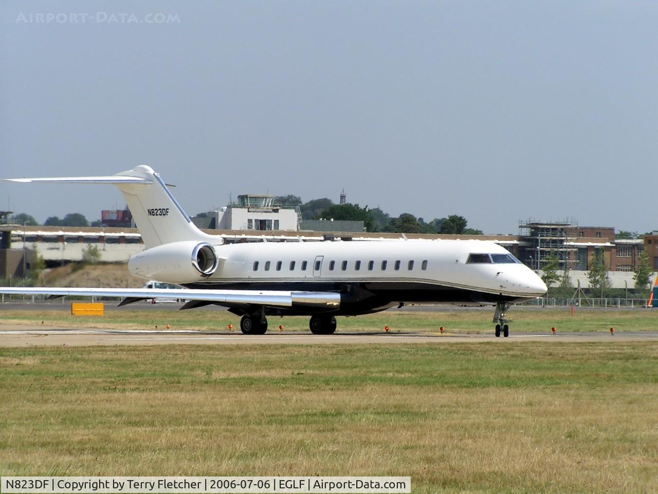 N823DF, 2000 Bombardier BD-700-1A10 Global Express C/N 9066, Bombardier BD700