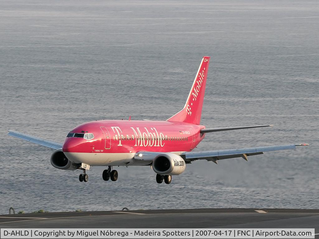 D-AHLD, 1990 Boeing 737-5K5 C/N 24926, About to land rwy 05