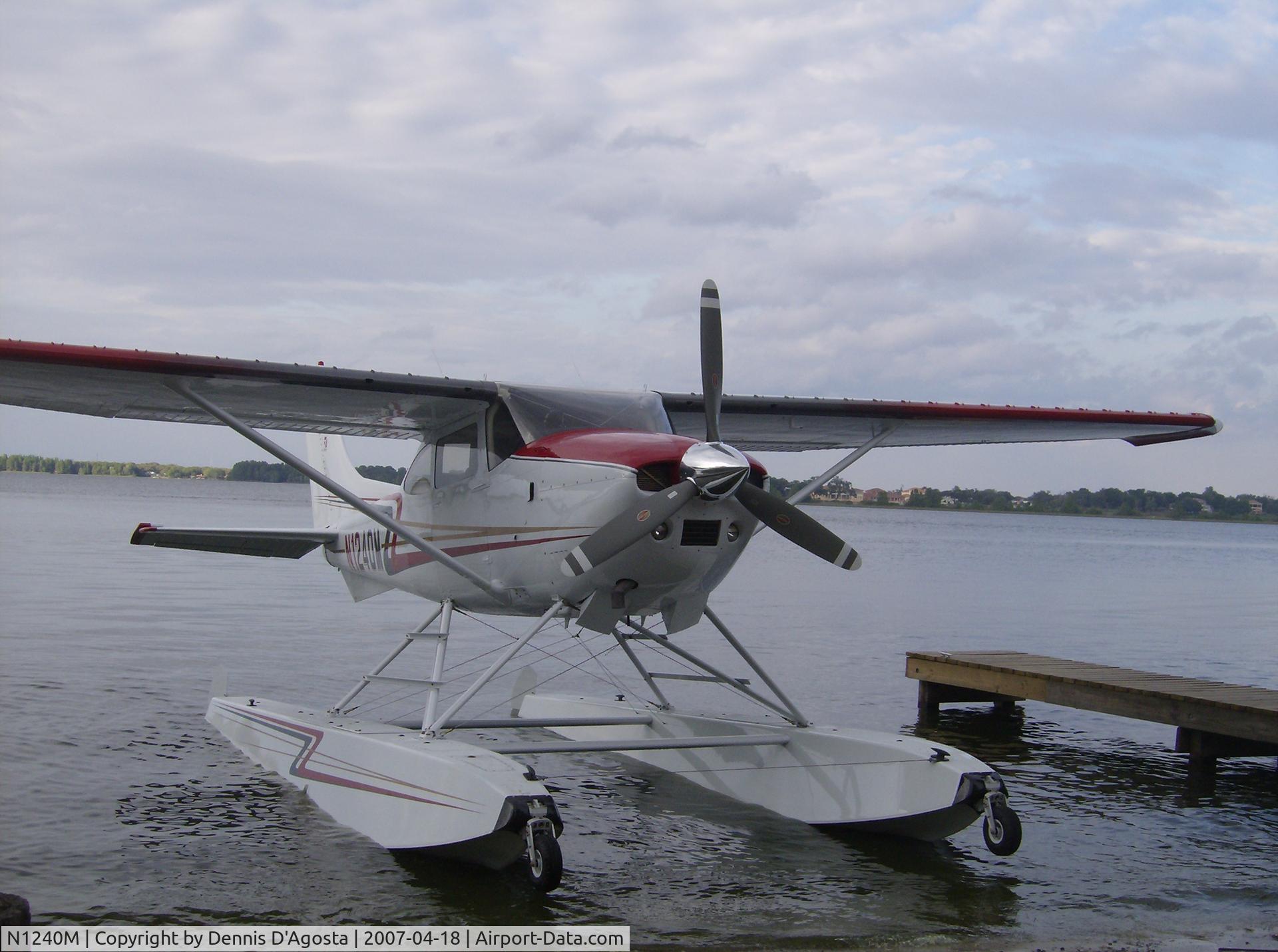 N1240M, 1975 Cessna 182P Skylane C/N 18264255, N1240M on Florida Lake
