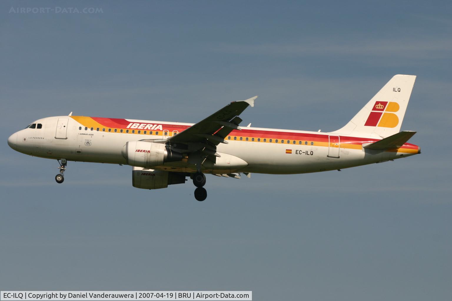 EC-ILQ, 2002 Airbus A320-214 C/N 1736, arrival of flight IB4220