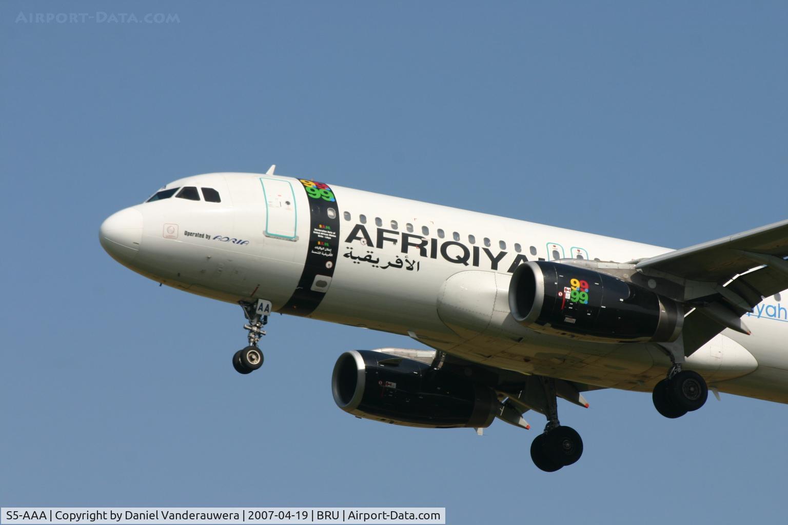 S5-AAA, 1988 Airbus A320-231 C/N 0043, formerly flying under ADRIA livery
