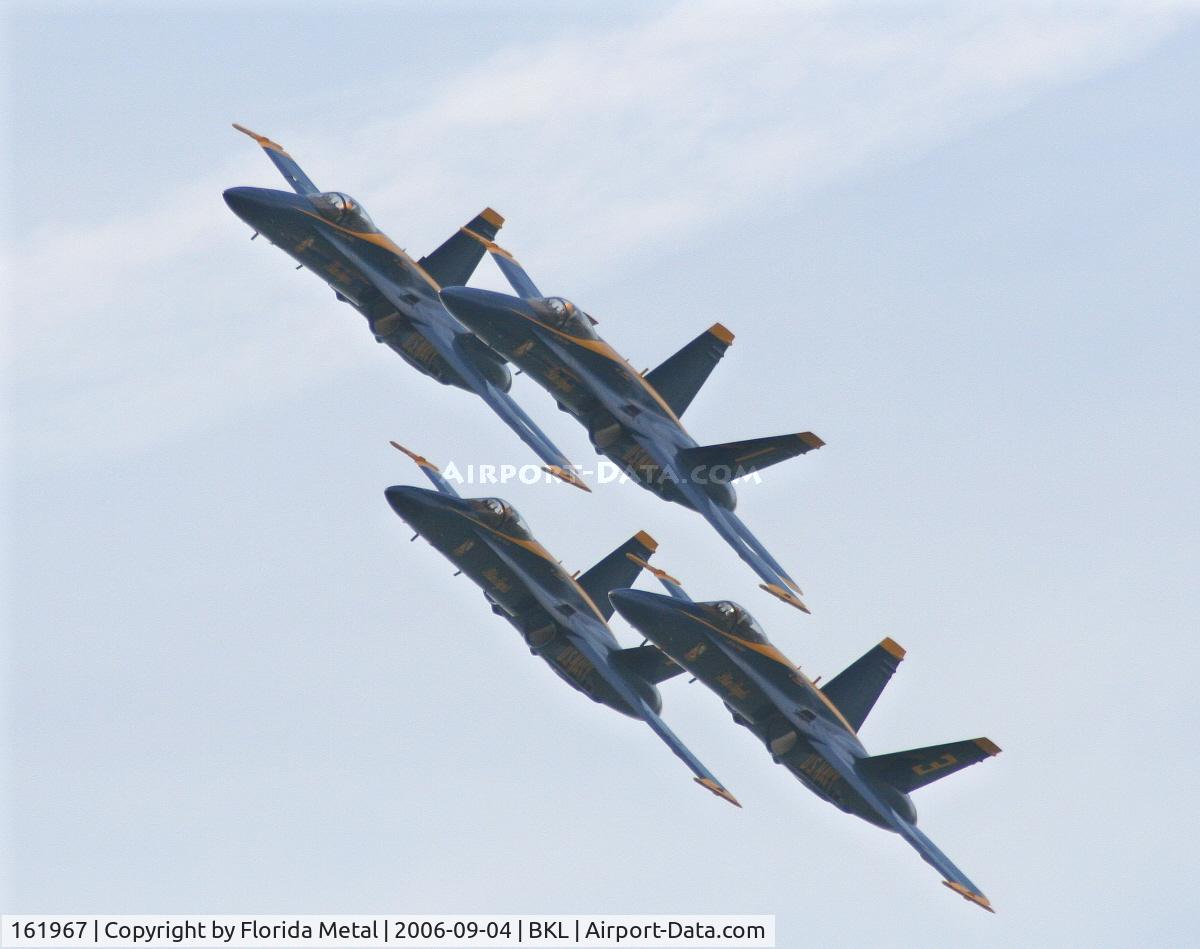161967, McDonnell Douglas F/A-18A Hornet C/N 0183/A144, Formation