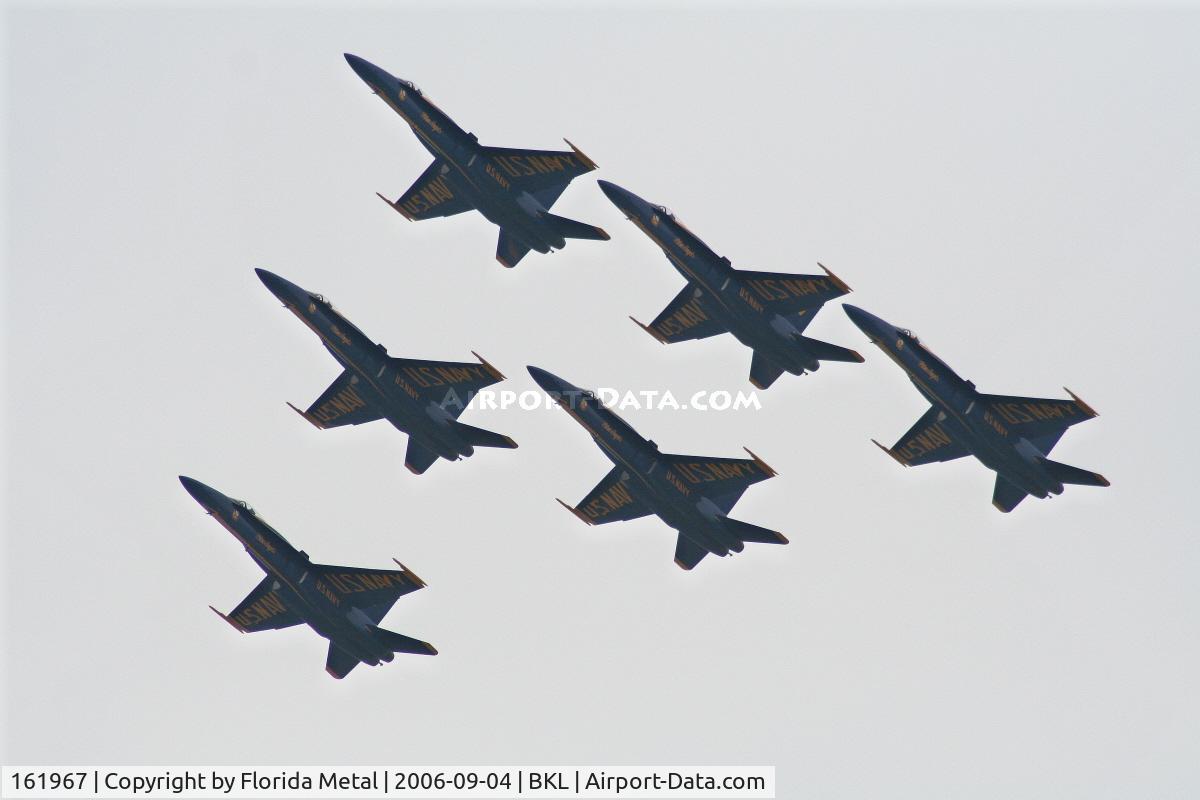 161967, McDonnell Douglas F/A-18A Hornet C/N 0183/A144, Formation