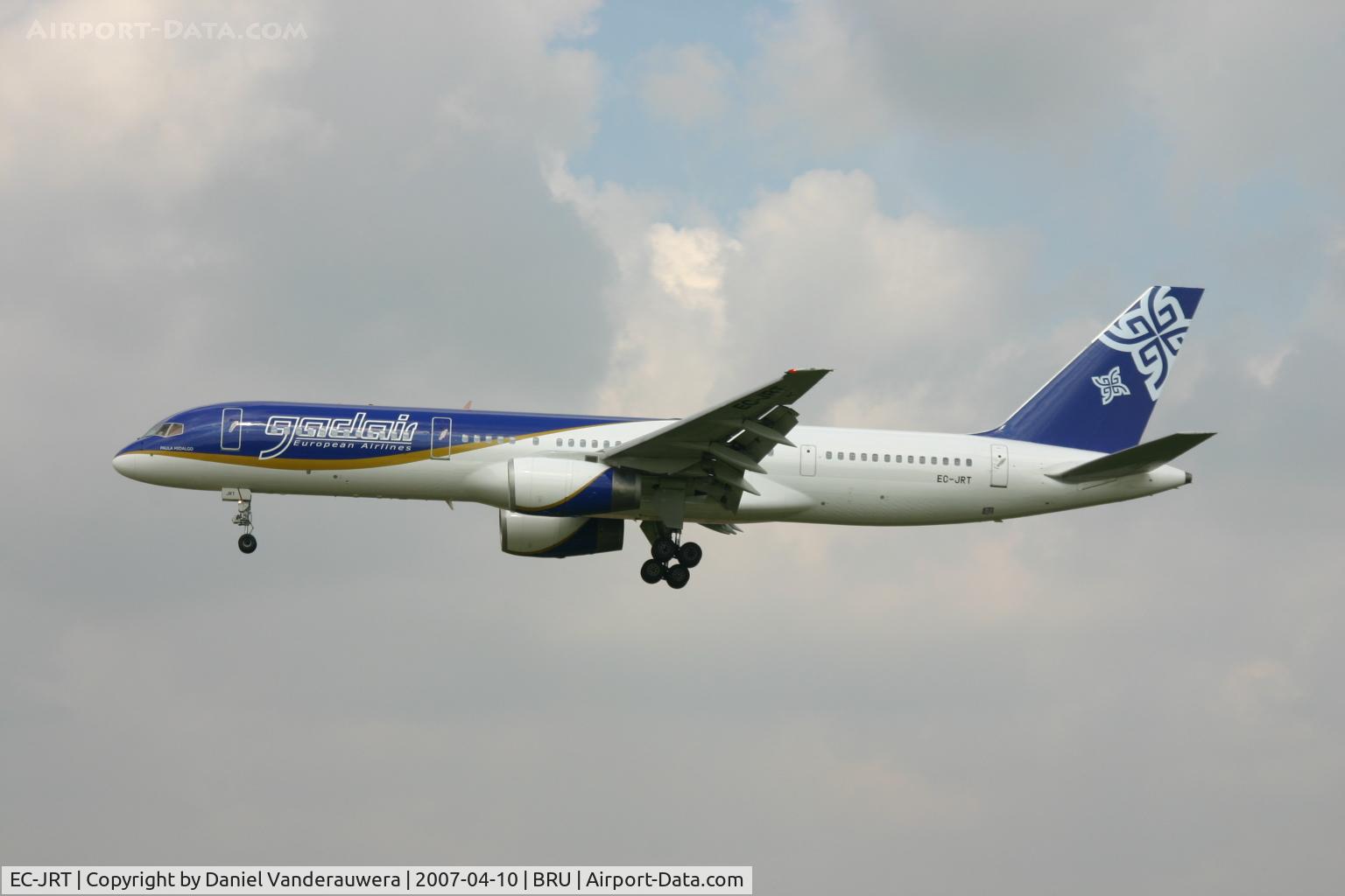 EC-JRT, 1990 Boeing 757-236 C/N 24772, arrival of flight HOA301 from MAD