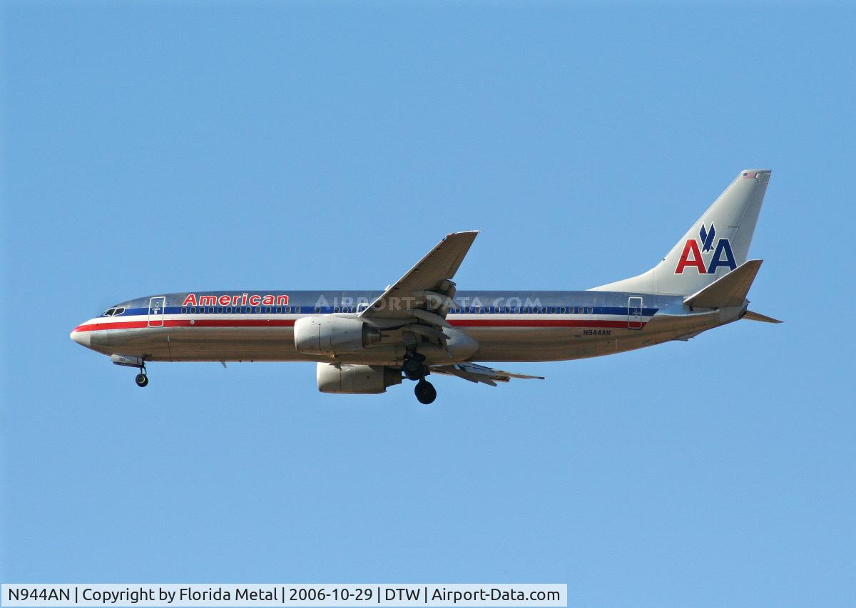N944AN, 2000 Boeing 737-823 C/N 29535, American