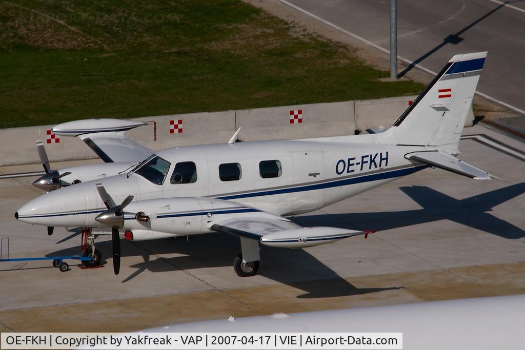 OE-FKH, Piper PA-31T1 C/N 31T-8104029, Piper 31 Cheyenne
